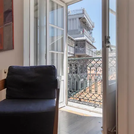 Apartament Downtown Santa Justa Lizbona